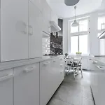 아파트 Mieszkanie Przy Deptaku By Oneapartments